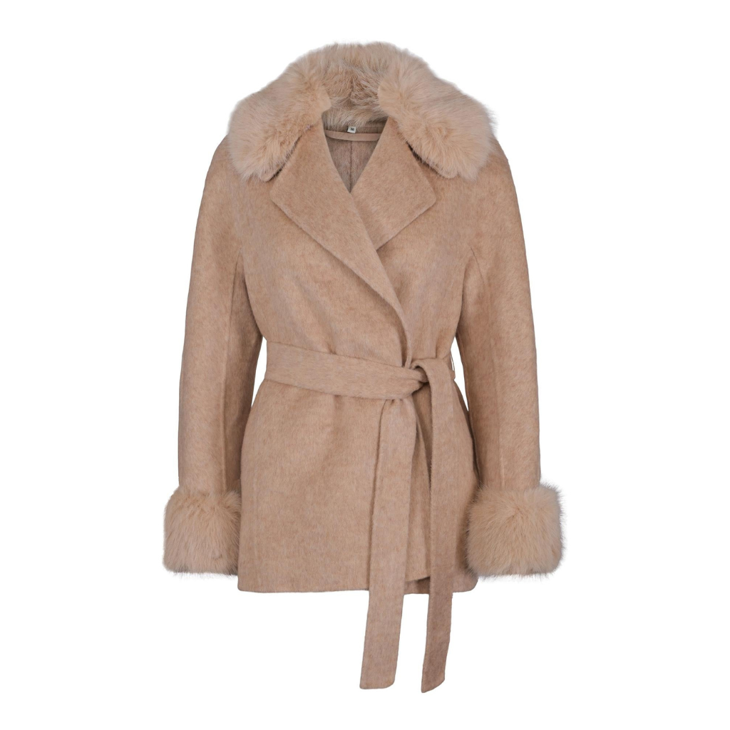 Women's short coat with belt and faux fur